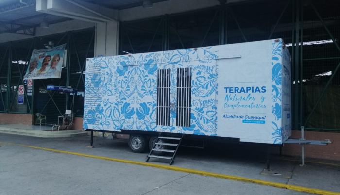 El contrato de aromaterapia se firmó en dos procesos. EXPRESO realizó la investigación.