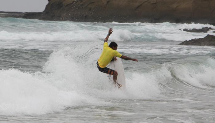 Gato-Chila-Surfista-ecuatorianos