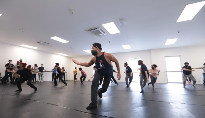 bailarines von howard
