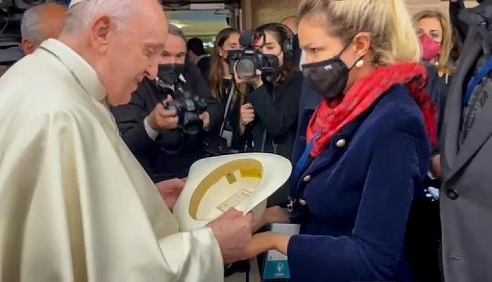La prefecta Susana González se encuentra con el papa Francisco por el evento Fratelli Tutti