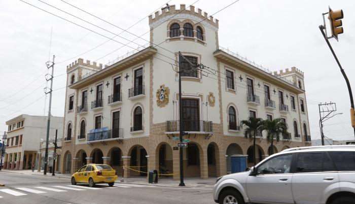 castillo espron