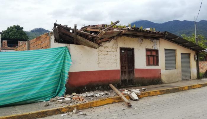 Algunas localidades de Loja resultaron afectadas por el movimiento telúrico.