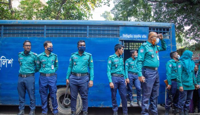 La Policía bangladesí detuvo a 22 acusados, todos ellos pertenecientes a la Chattra League, un sindicato estudiantil de la formación gobernante Liga Awami.