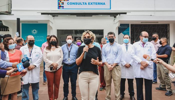 Inauguracion Consulta Externa 17