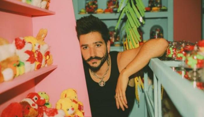 Pesadilla es el segundo sencillo del nuevo álbum de Camilo que se estrenará en el 2022.