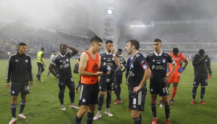Emelec-capwell-2021