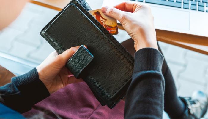 wallet-2125548_960_720