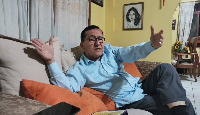 José Victoriano Ochoa recibió a EXPRESO en su domicilio.
