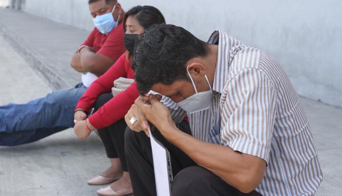 El fallecimiento de familiares afecta. Miles de personas murieron durante los días complicados de la pandemia; otro grupo, producto de la inseguridad que golpea a Guayaquil.