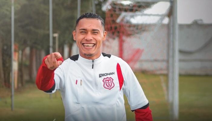 Eddie-Guevara-Emelec-defensa