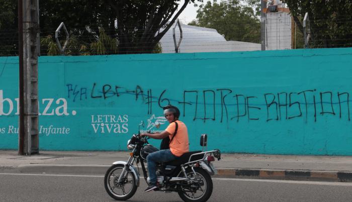 Letras Vivas grafitead (7556627)