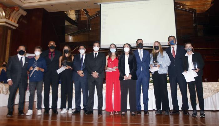 PREMIACION-TENISTAS-PICHINCHAS-QUITO