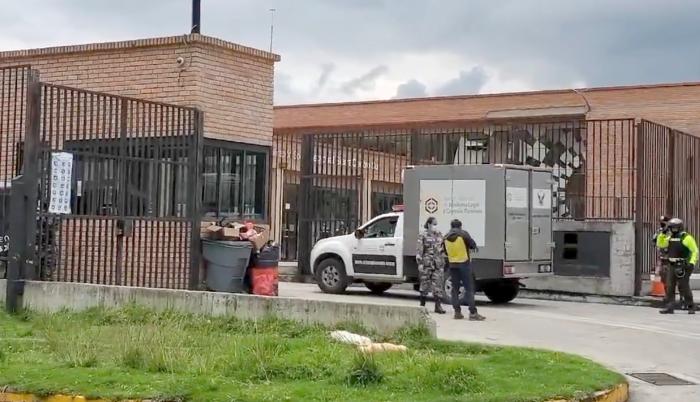 carcel azuay