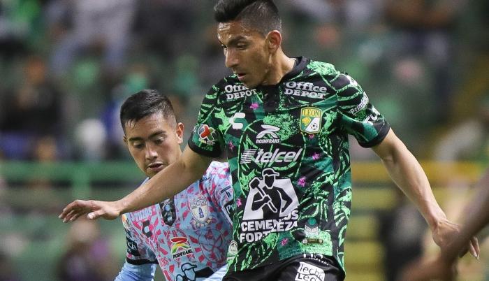 ANGEL-MENA-León-LESIÓN
