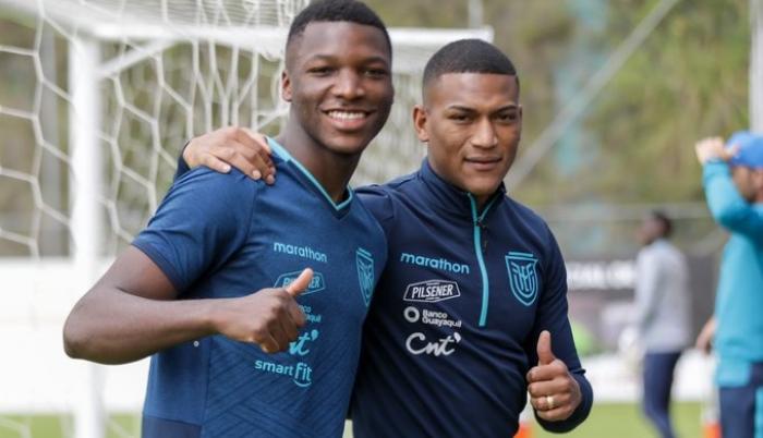 TRICOLORES-MOISES-CAICEDO-CARLOS-GRUEZO
