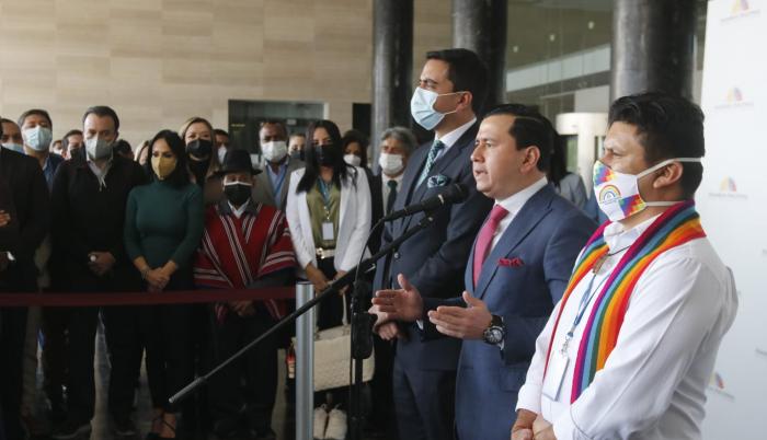 El legislador correísta Ferdinand Álvarez calificó como