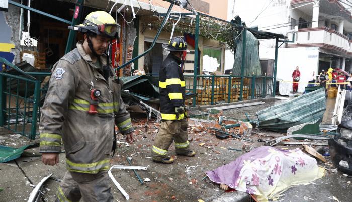 EXPLOSION EN RESTAURAN (7707258)