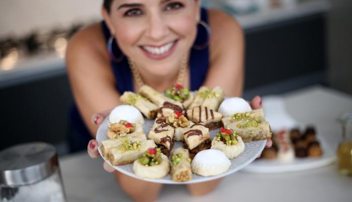 Margarita Estrada, emprendedora. Prepara dulces árabes.