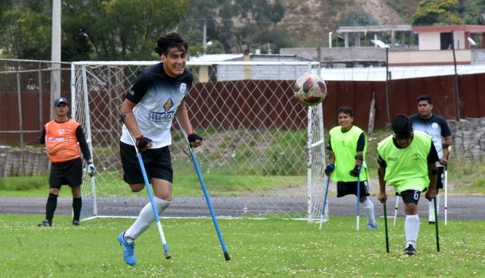 ENTRENAMIENTO-SELECCIÓN-FUTBOL-AMPUTADOS