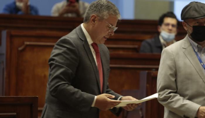 Contralor- procurador- asamblea