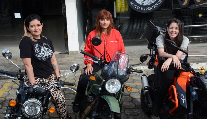 Mujeres-motociclistas-rodada-equidad
