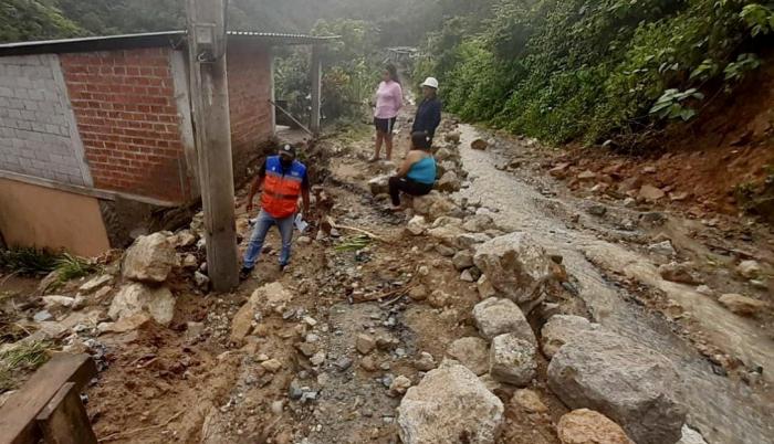 el oro. uzhcurrumi el oro