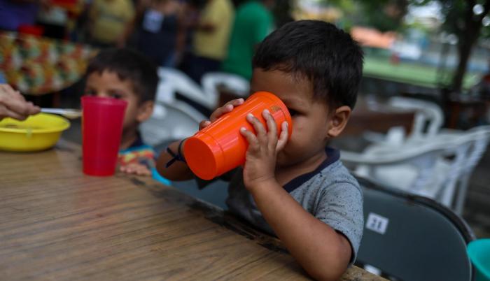Niños alimentos