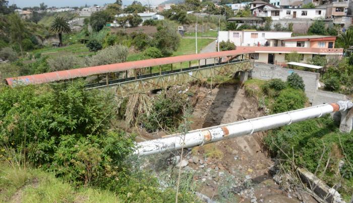PUENTE-EL-COMÚN-POMASQUI