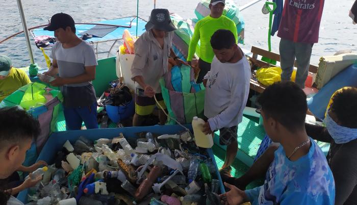 Limpieza costera Galapagos 2022 Web tres