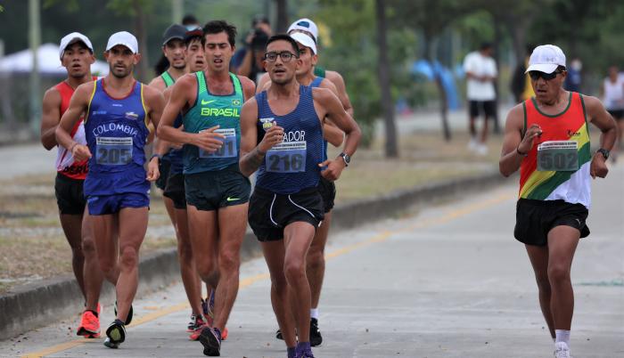 Daniel Pintado marcha Ecuador