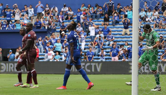 cabeza emelec