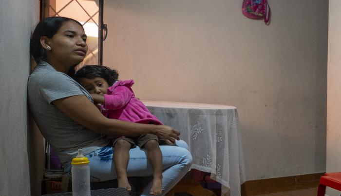 Imagen del 7 de abril, de Yoslen Mayor, de 24 años y oriunda de Maracay (Venezuela), es madre de tres hijas de 1, 3 y 7 años.