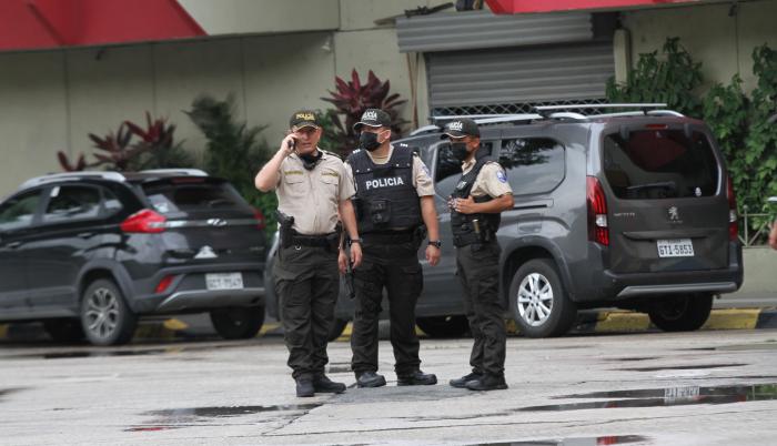 BOMBA EN LA FISCALIA D (8080870)