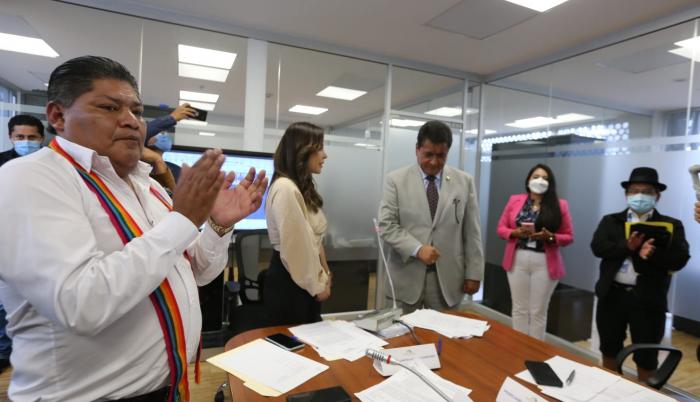 Asamblea- comisión- bomba