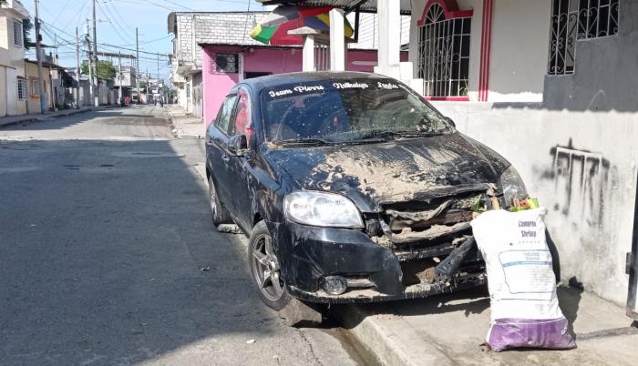 El atentado con explosivos ocurrió en la cooperativa Brisas del Salado, de la Isla Trinitaria.