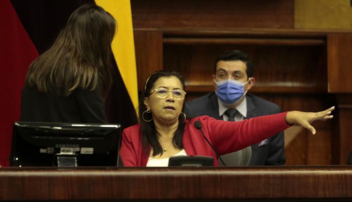 GUADALUPE LLORI (8096184)