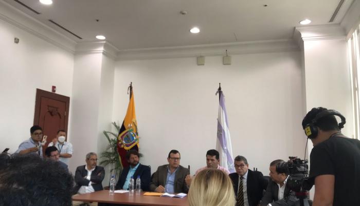 Ministro Bernarndo Manzano bananeros