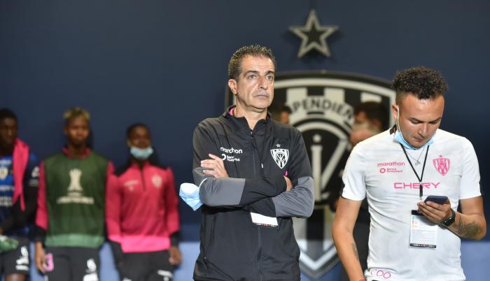 INDEPENDIENTE-RENATO-PAIVA-DT