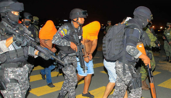 El hombre fue llevado a La Roca de Guayaquil tras la masacre en la cárcel de Santo Domingo.