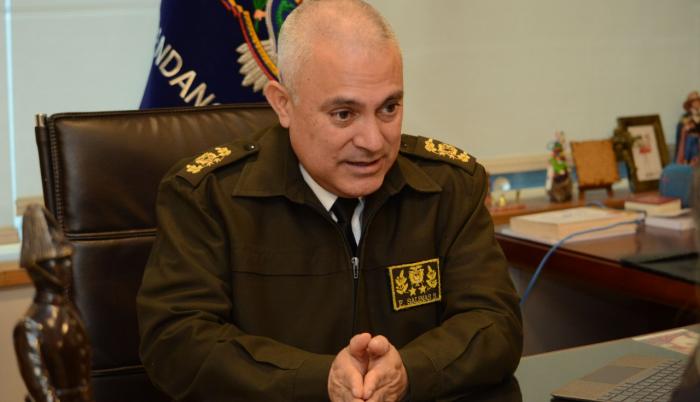 FAUSTO SALINAS