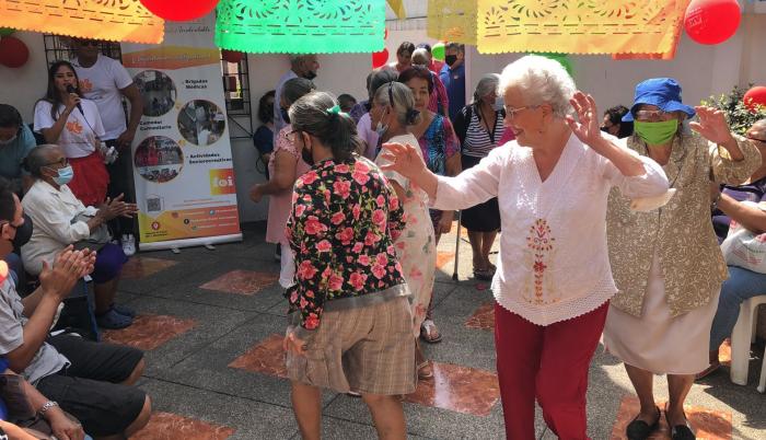 Adultos mayores