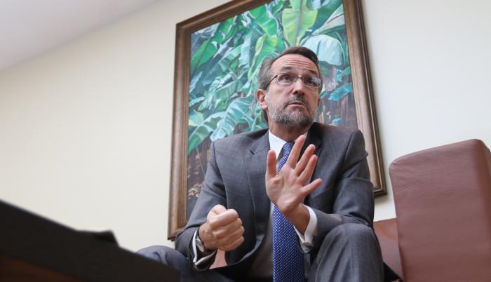 Roberto González