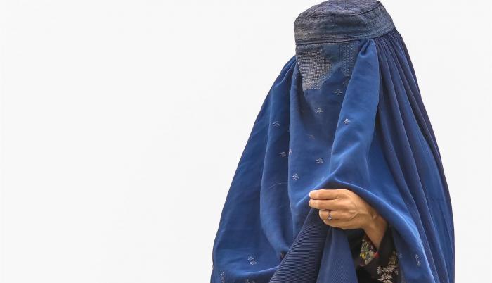mujer con burka