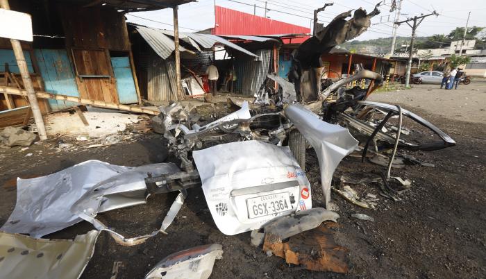 EXPLOISÓN AL FRENTE DE LA PENITENCIARÍA