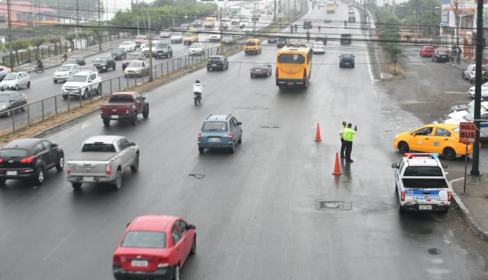 Puente de la Unidad Nacional