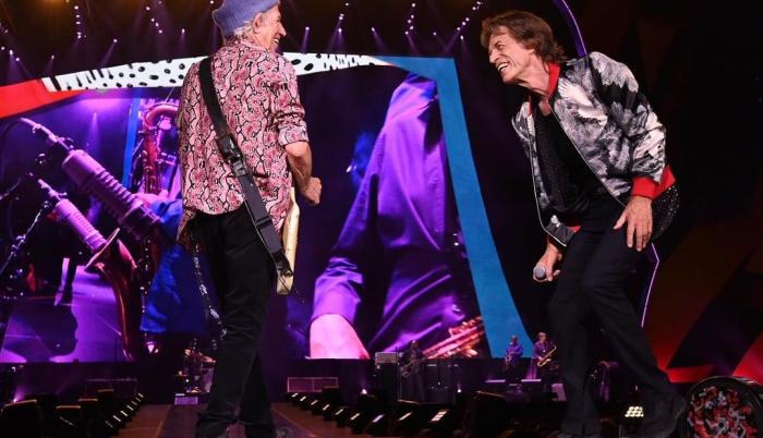 Rolling stones