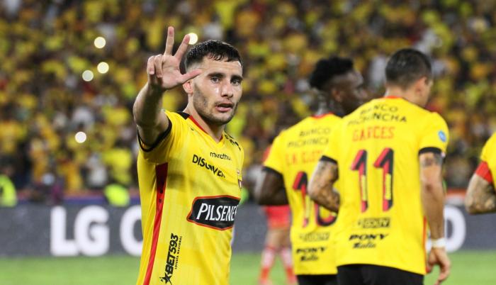 Emmanuel-Martínez-traspaso-Barcelona