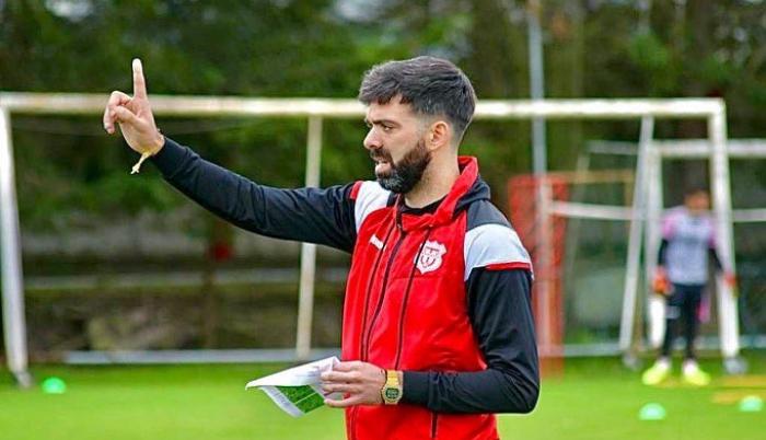 IVÁN-VÁZQUEZ-TÉCNICO-UNIVERSITARIO