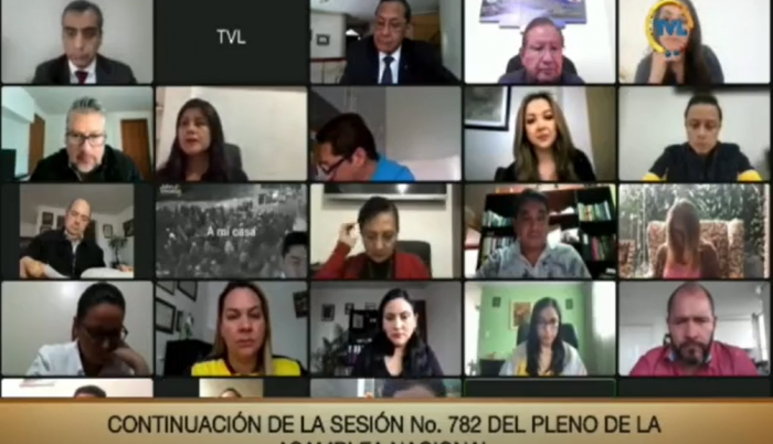 Asamblea- debate- destitución