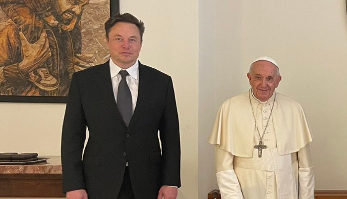 elon musk papa francisco